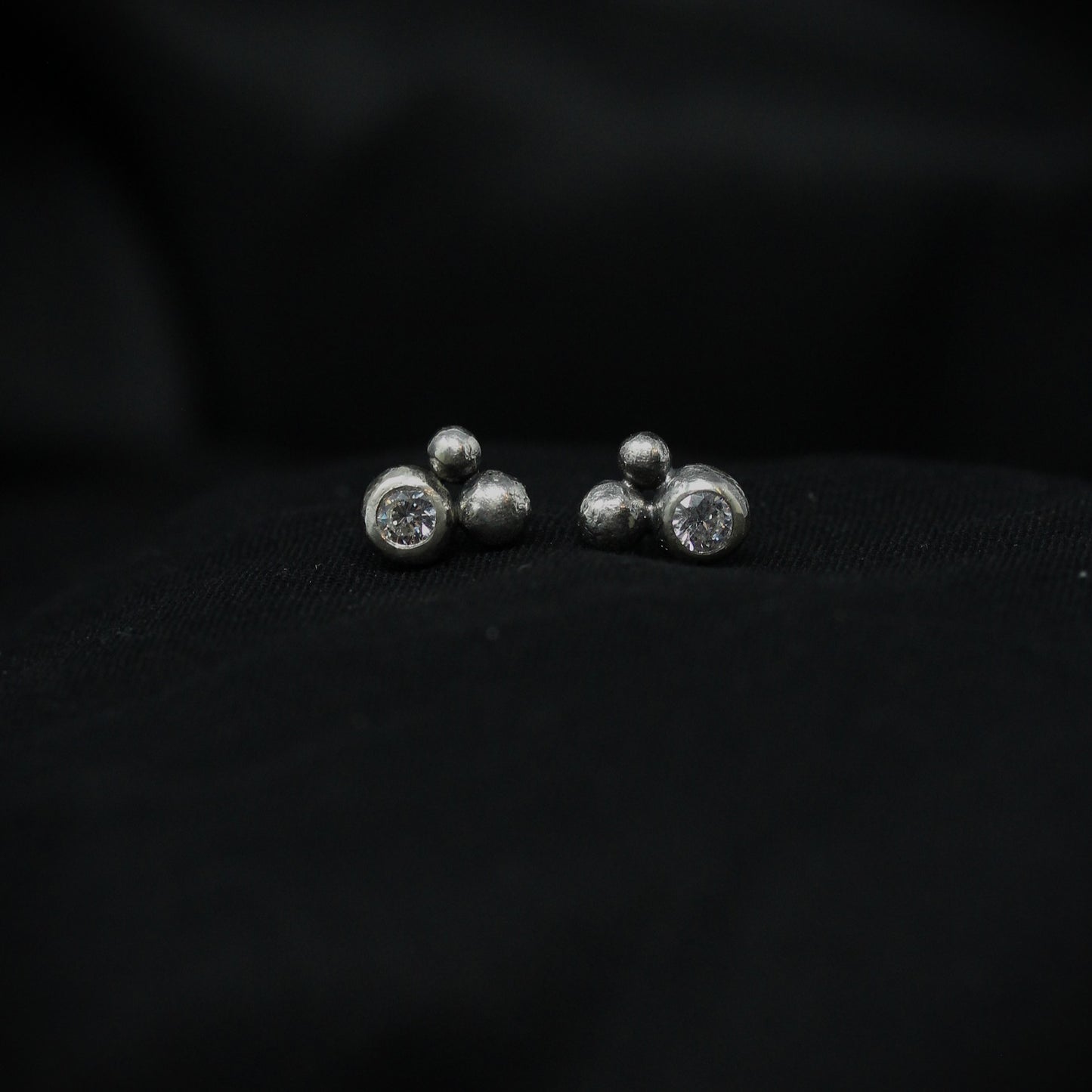 Pebble Cluster Studs