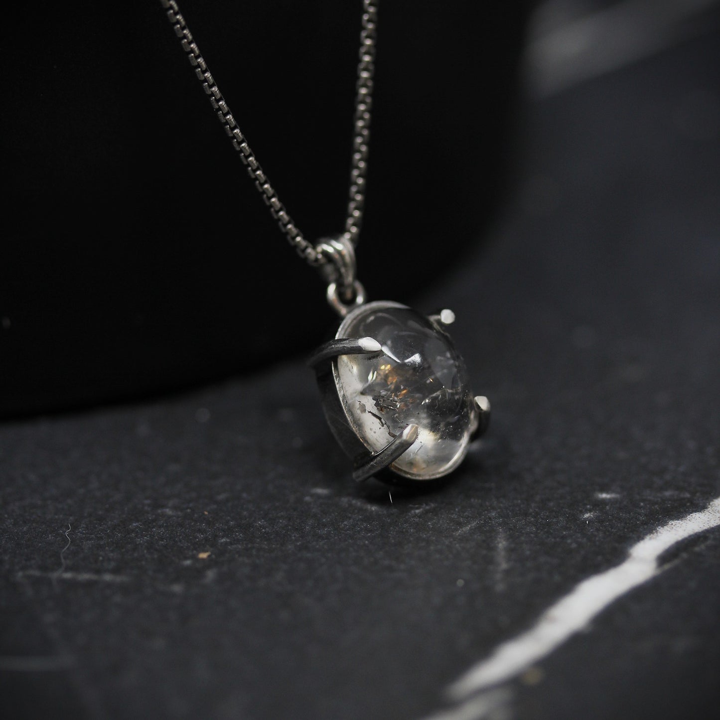 Pronged Enhydro Necklace