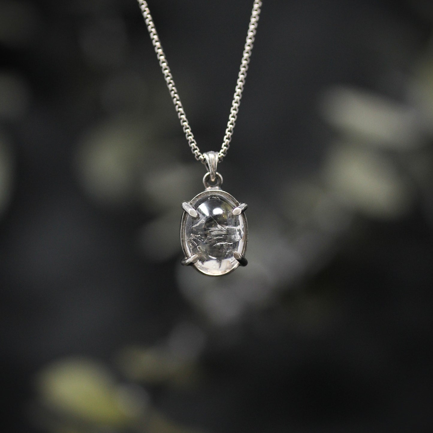 Pronged Enhydro Necklace