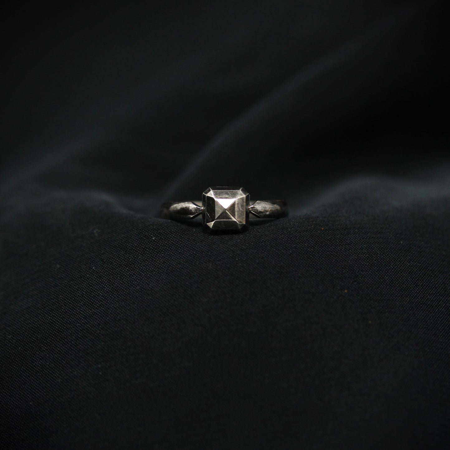 Emerald Square Ring