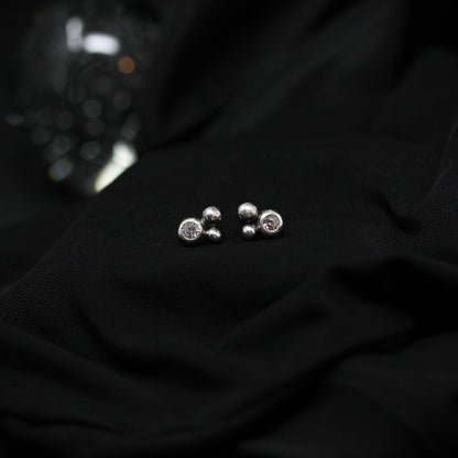 Pebble Cluster Studs