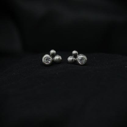 Pebble Cluster Studs