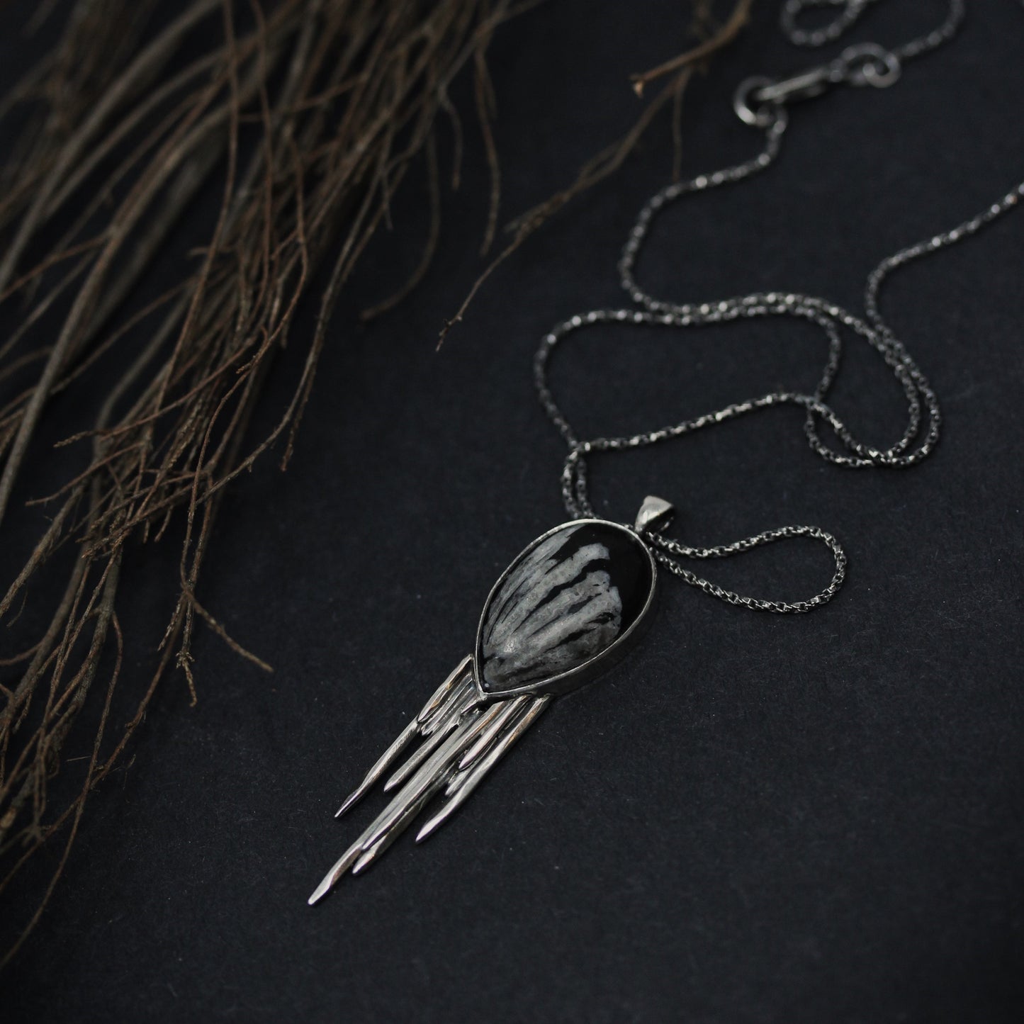 Spiked Chrysanthemum Necklace